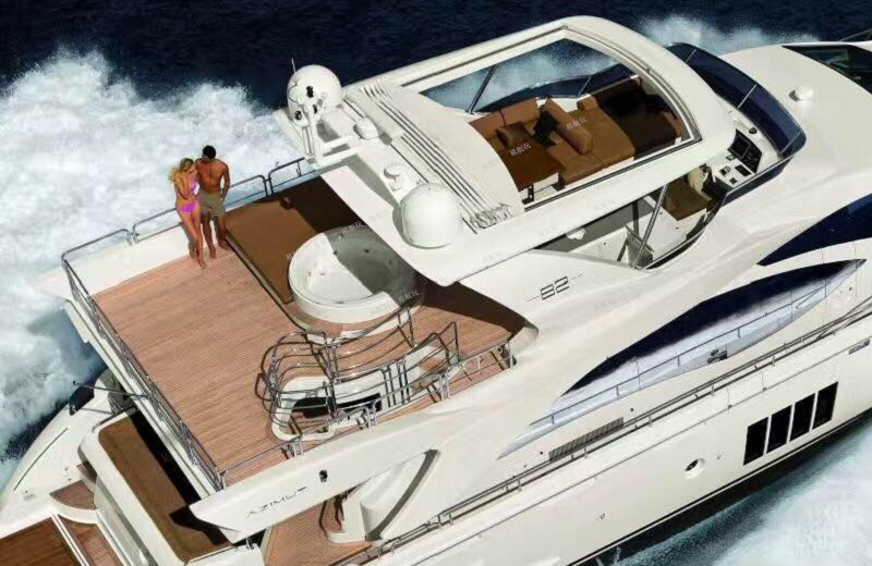 意大利Azimut 82英尺